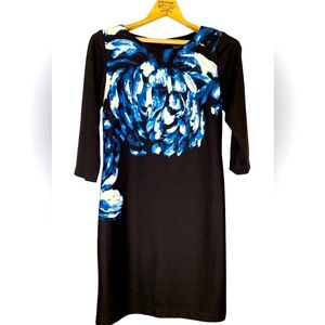 Taylor Abstract Floral Blue/White/Black Print Dress in Size 6